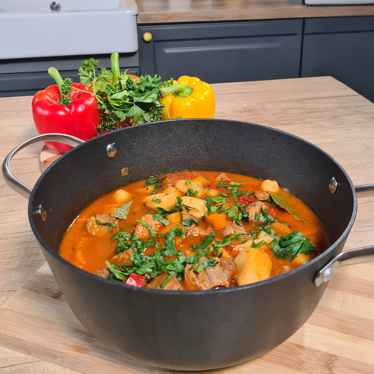 Cratiță fontă ușoară tip fagure