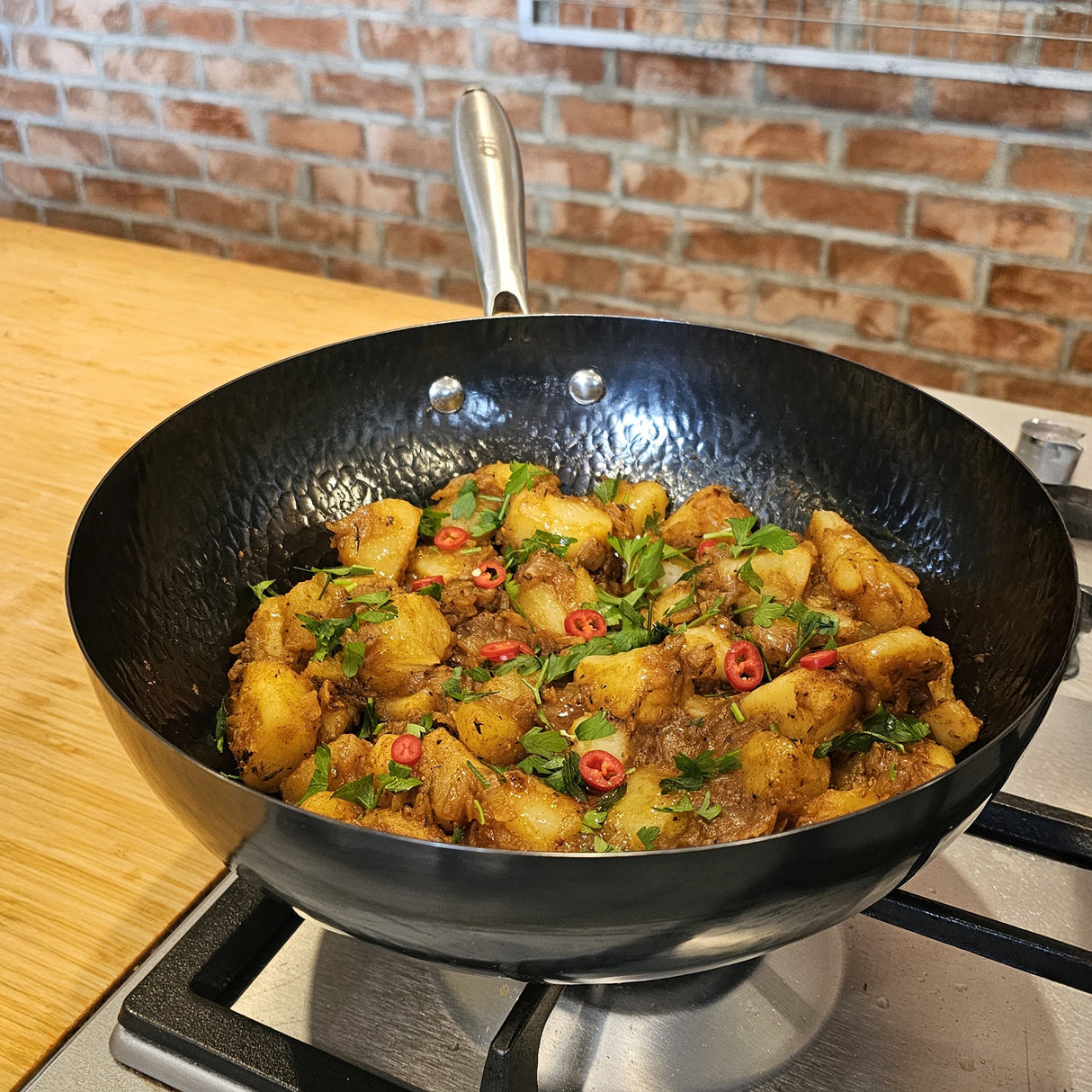 Wok aus Kohlenstoffstahl